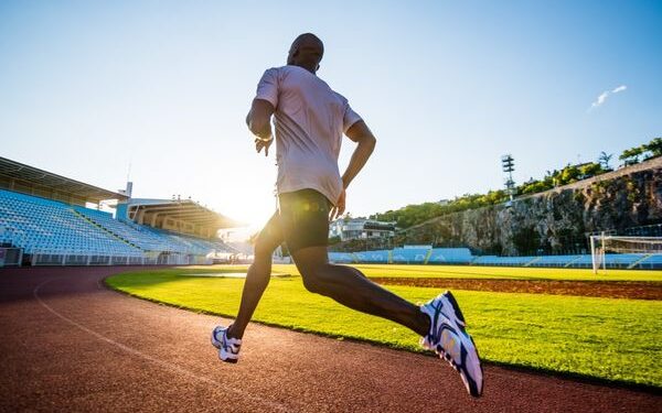NCAA는 5년, 비자는 4년? 유학생 운동선수의 체류 대처법